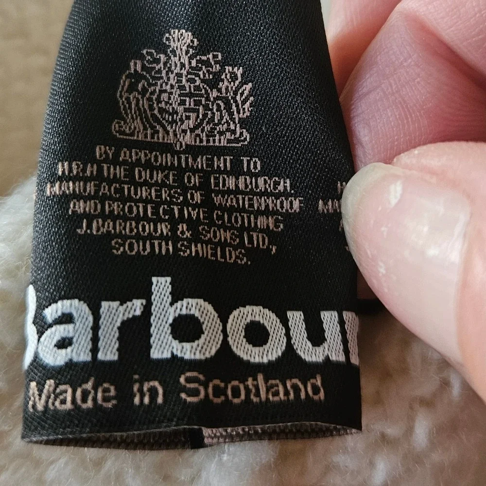 Barbour Cream Wool Felt‎ Bucket Hat with Flower Accent Made in Scotland Classic